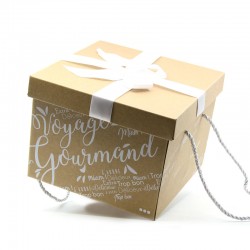 Coffret Carton Kraft Voyage Gourmand Blanc Noeud Satine 27x27x20cm